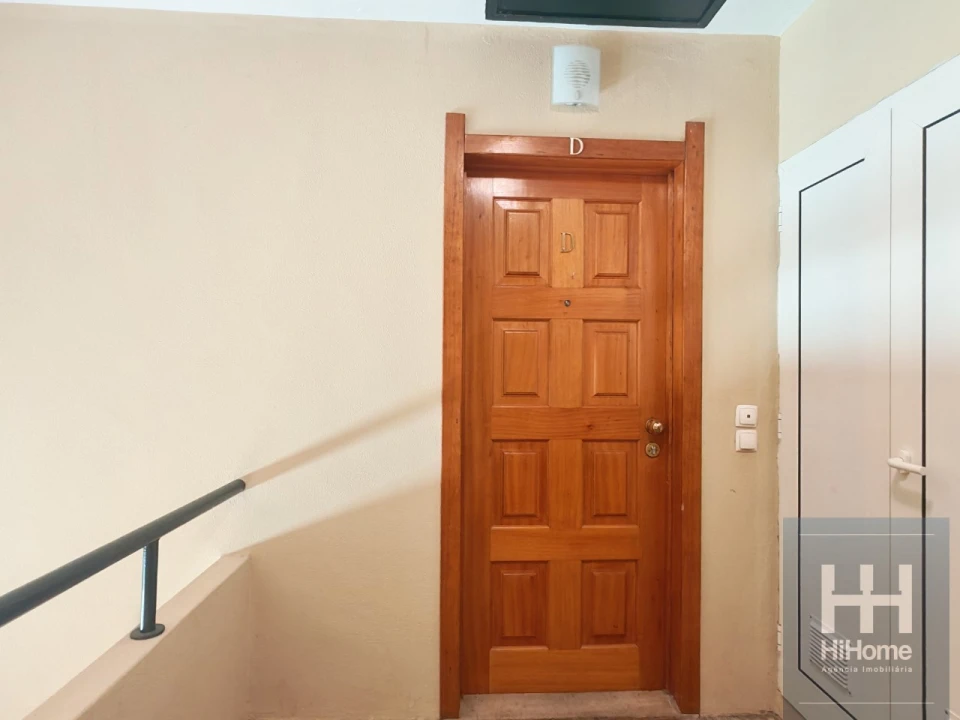 Apartamento T3 para Venda em São Martinho Foto 4