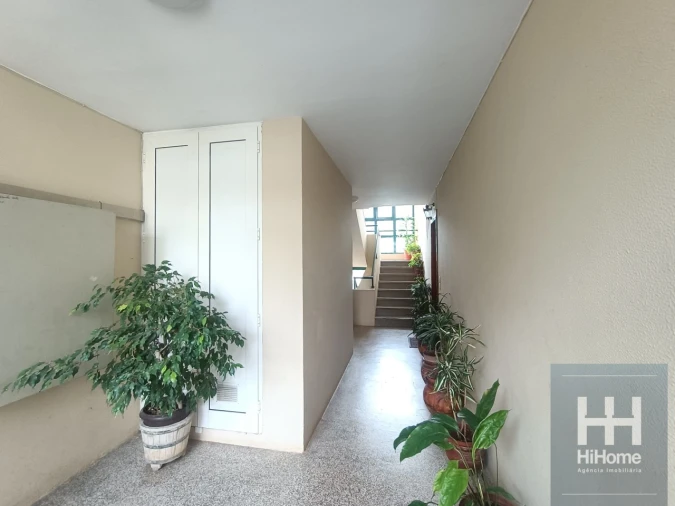 Apartamento T3 para Venda em São Martinho Foto 3