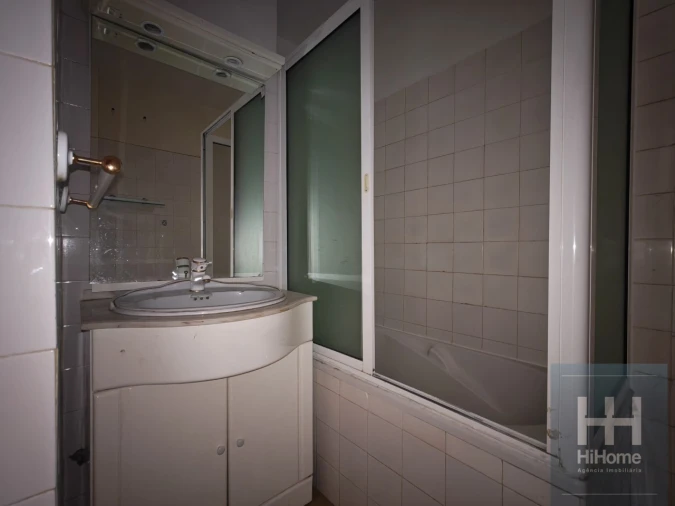 Apartamento T3 para Venda em São Martinho Foto 17