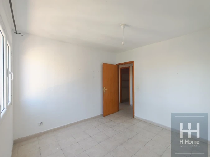 Apartamento T3 para Venda em São Martinho Foto 19