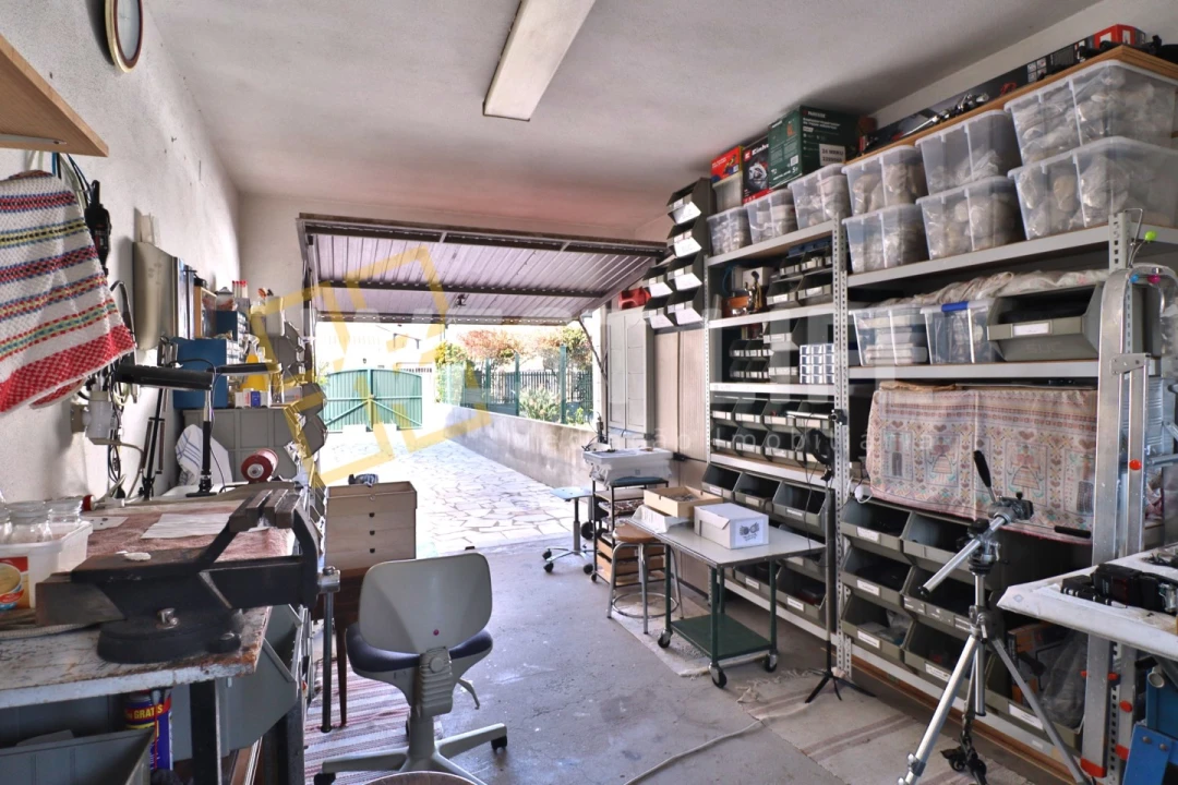 Moradia T4 para Venda em Silveira Foto 32