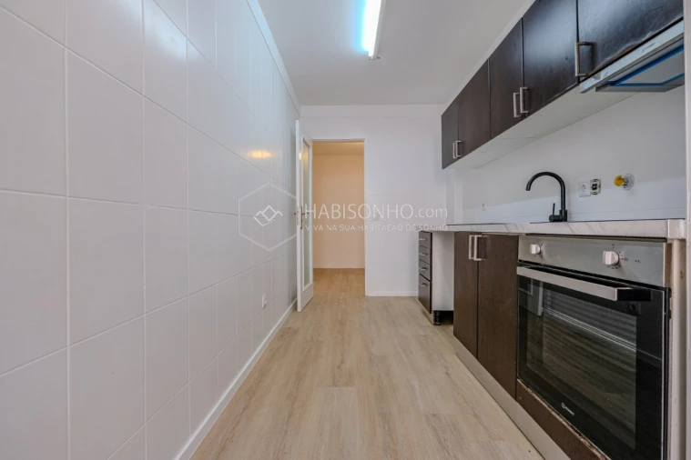 Apartamento T3 para Venda em Baguim do Monte (Rio Tinto) Foto 5