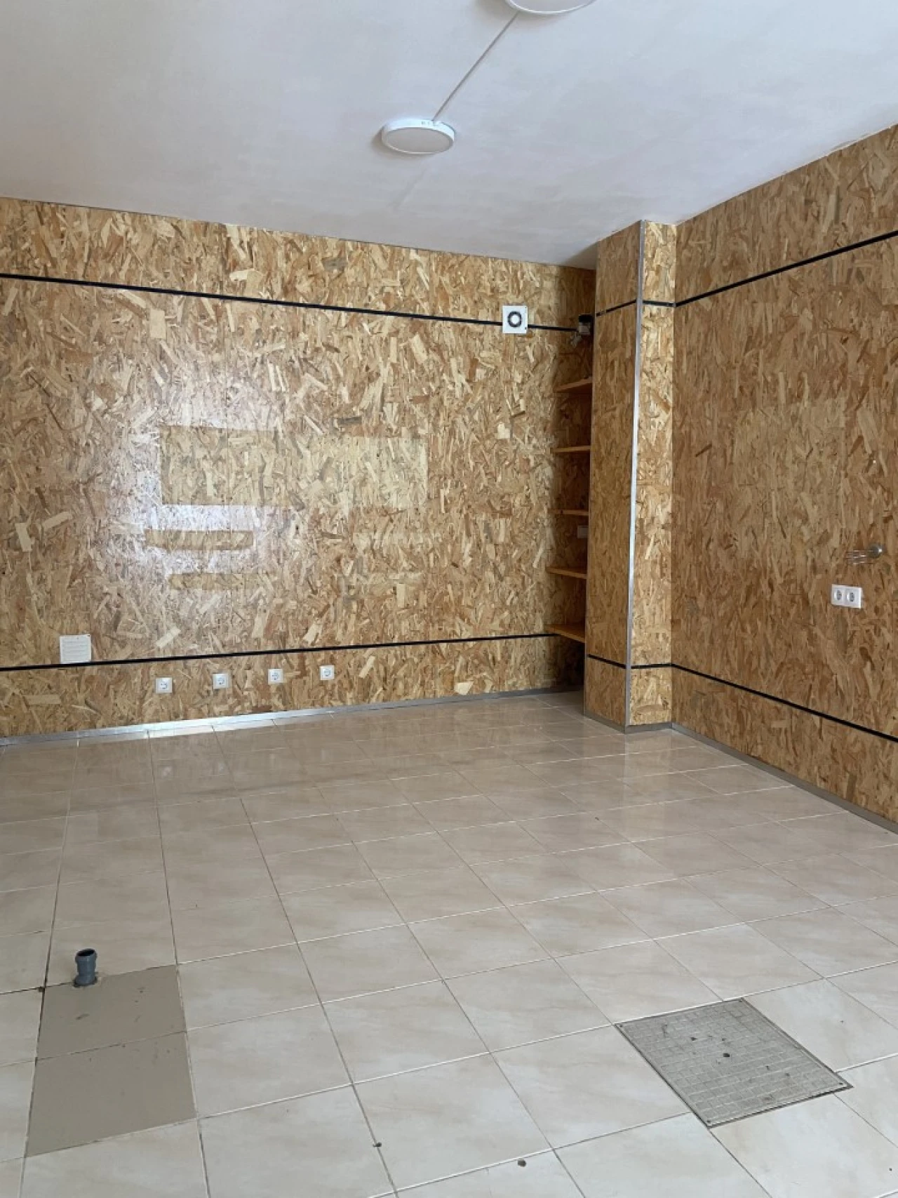 Loja para Arrendamento em Vila Nova de Cerveira e Lovelhe Foto 8