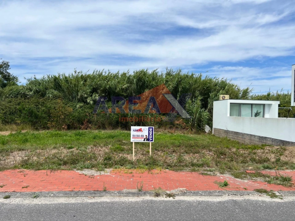 Terreno para Venda em Torreira Foto 1