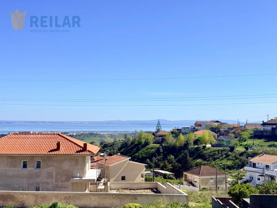 Terreno para Venda em Vialonga Foto 4