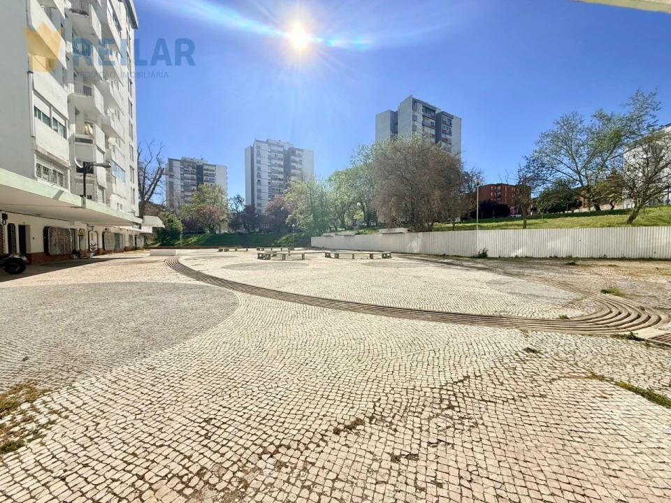 Loja para Venda em Olivais Foto 21