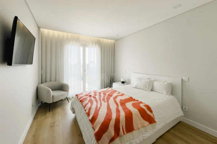 Apartamento T3 para Venda em Porto Salvo Foto 13
