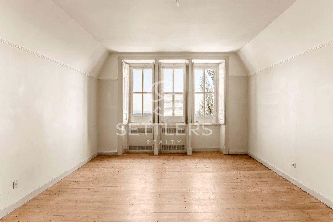 Moradia T53 para Venda em Santa Maria e São Miguel, São Martinho, São Pedro Penaferrim Foto 9