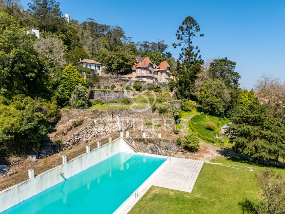 Moradia T53 para Venda em Santa Maria e São Miguel, São Martinho, São Pedro Penaferrim Foto 40