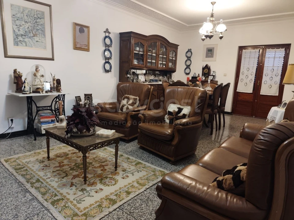 Moradia T4 para Venda em Beja (Santiago Maior e São João Baptista) Foto 1