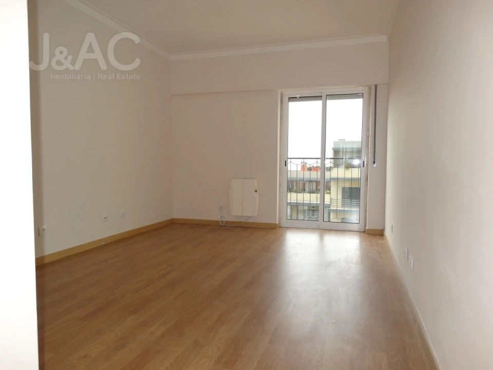 Apartamento T3 para Venda em Alcabideche Foto 16