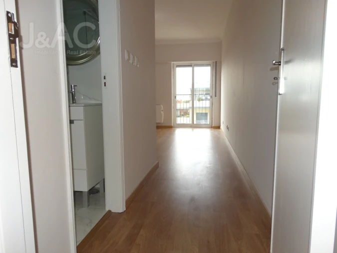 Apartamento T3 para Venda em Alcabideche Foto 12