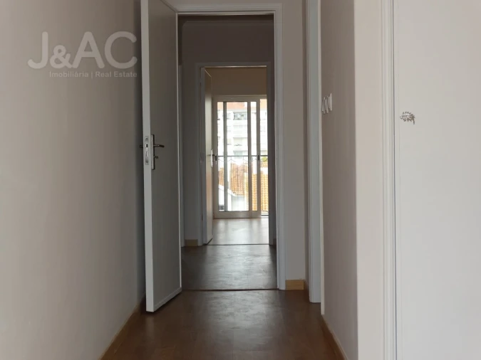 Apartamento T3 para Venda em Alcabideche Foto 13