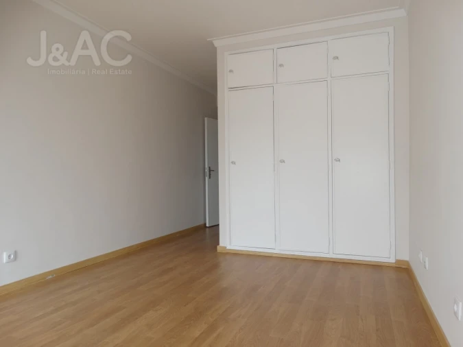 Apartamento T3 para Venda em Alcabideche Foto 14