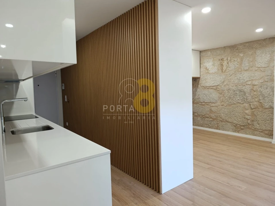 Apartamento T1 para Venda em Cedofeita, Santo Ildefonso, Sé, Miragaia, São Nicolau e Vitória Foto 18