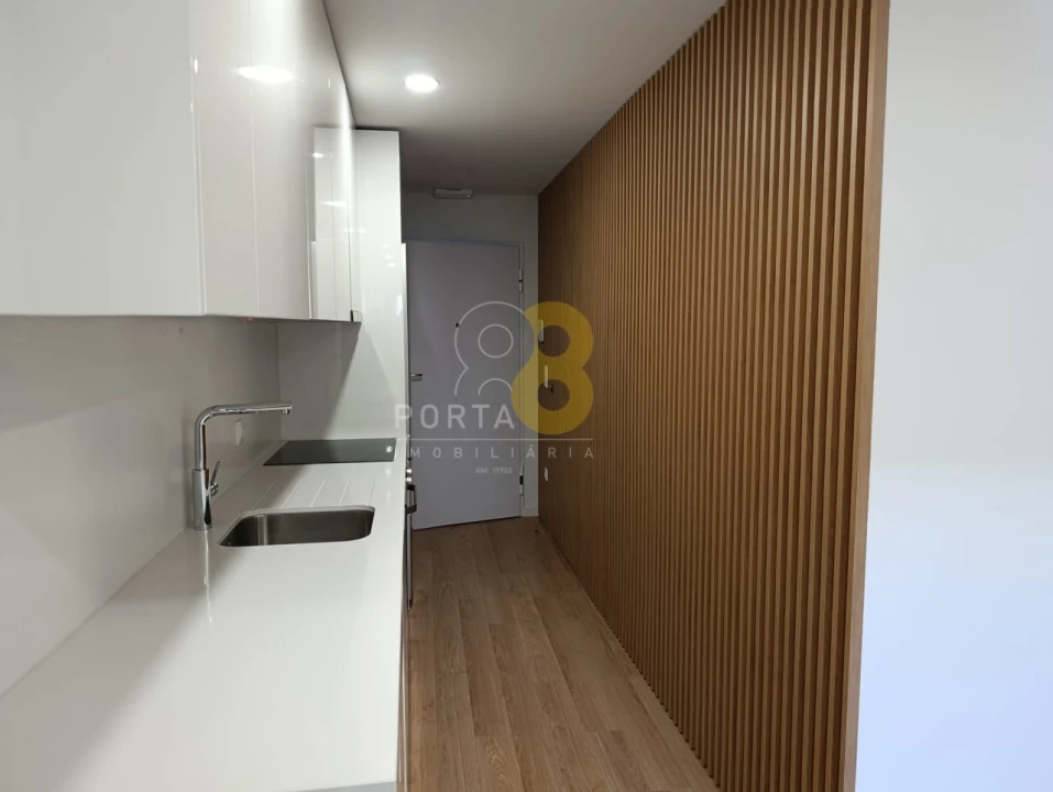 Apartamento T1 para Venda em Cedofeita, Santo Ildefonso, Sé, Miragaia, São Nicolau e Vitória Foto 19