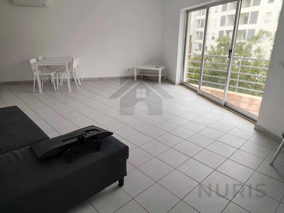 Apartamento T3 para Arrendamento em Portimão Foto 5