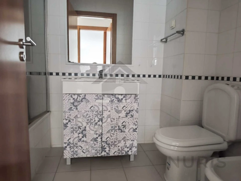 Apartamento T3 para Arrendamento em Portimão Foto 14