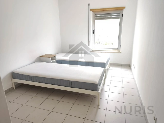 Apartamento T3 para Arrendamento em Portimão Foto 9