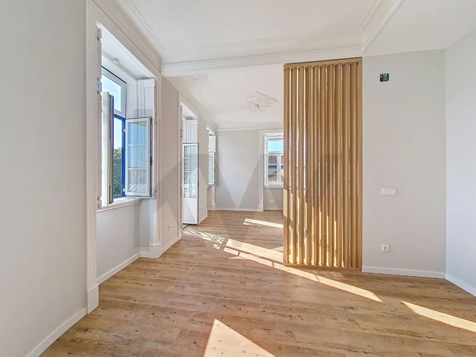 Apartamento T2 para Venda em Oeiras e São Julião da Barra, Paço de Arcos e Caxias Foto 1