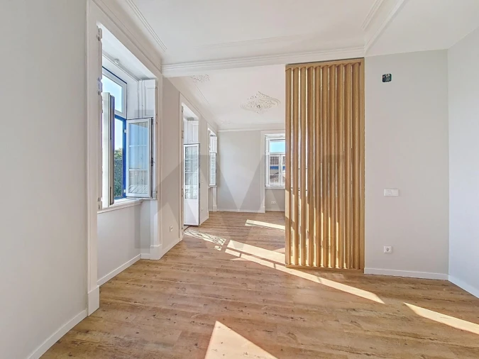 Apartamento T2 para Venda em Oeiras e São Julião da Barra, Paço de Arcos e Caxias Foto 1