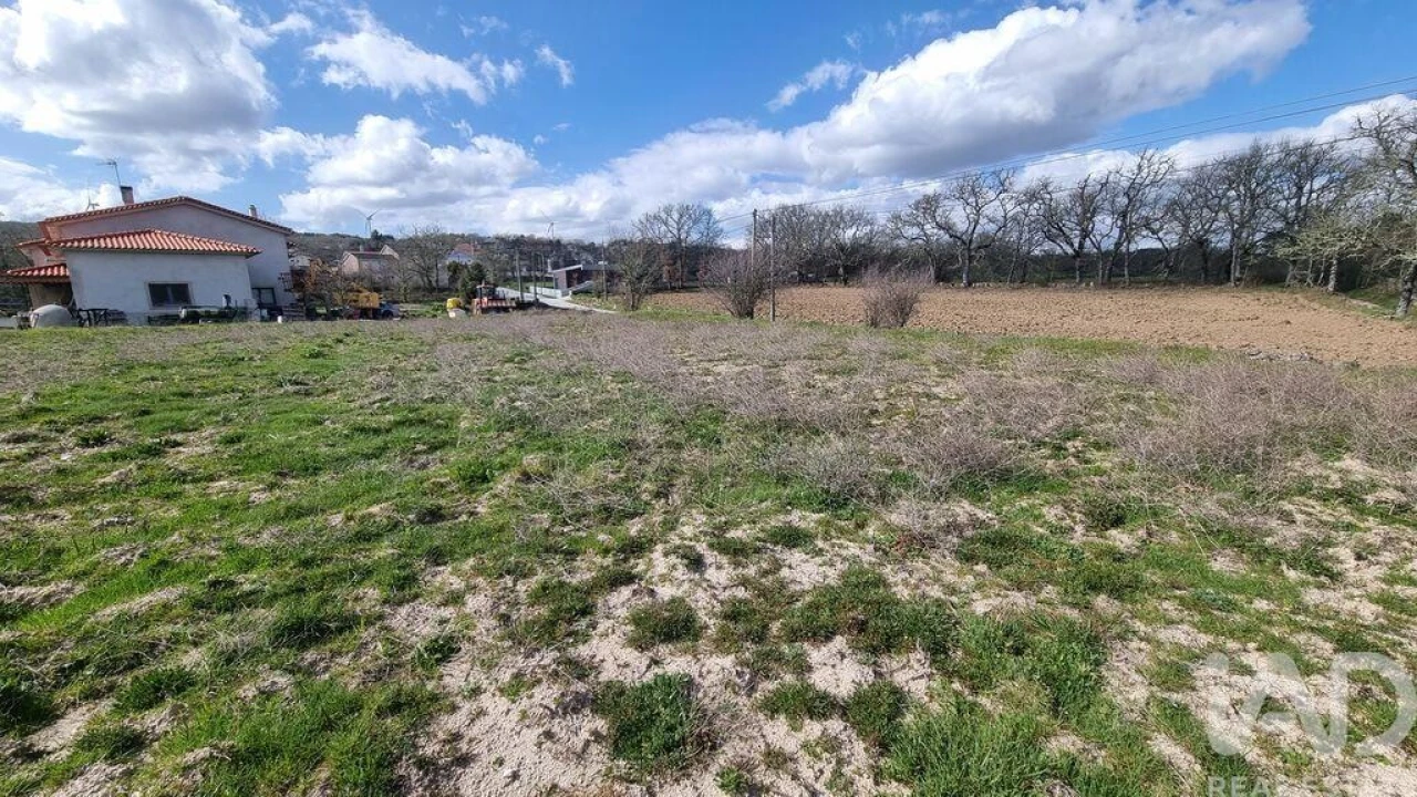 Terreno para Venda em Pera do Moço Foto 4
