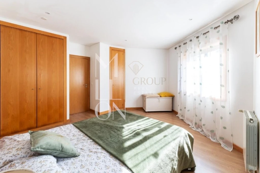 Apartamento T3 para Venda em Arcozelo Foto 13