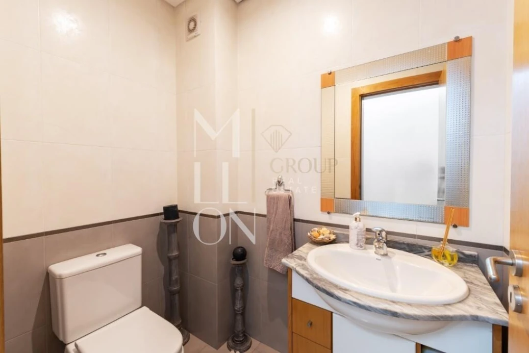 Apartamento T3 para Venda em Arcozelo Foto 11