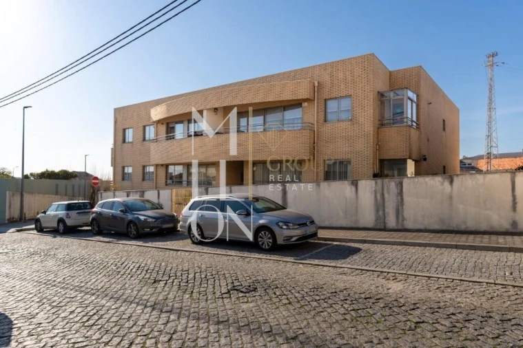 Apartamento T3 para Venda em Arcozelo