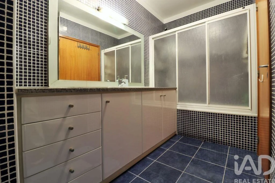 Apartamento T2 para Venda em Custóias, Leça do Balio e Guifões Foto 9