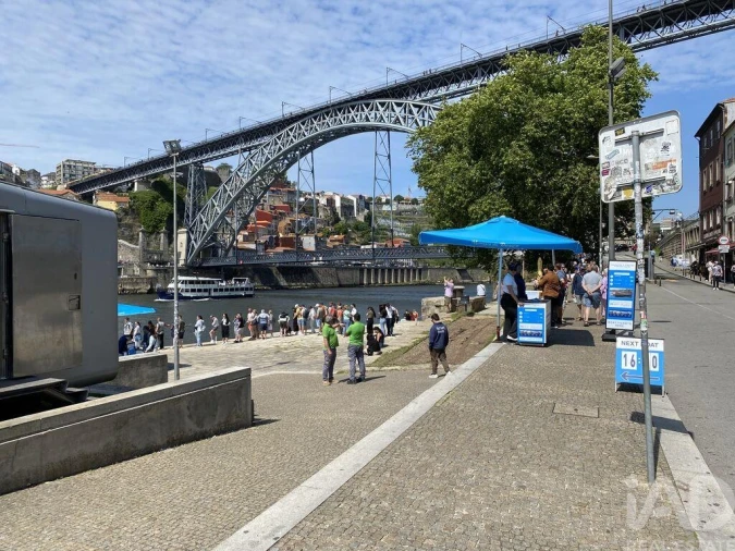 Apartamento T1 para Venda em Mafamude e Vilar do Paraíso Foto 23