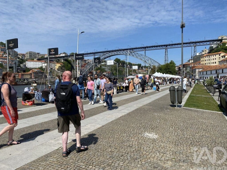 Apartamento T1 para Venda em Mafamude e Vilar do Paraíso Foto 21