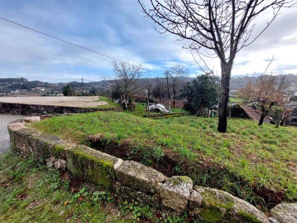 Moradia T2 para Venda em Fonte Arcada Foto 12