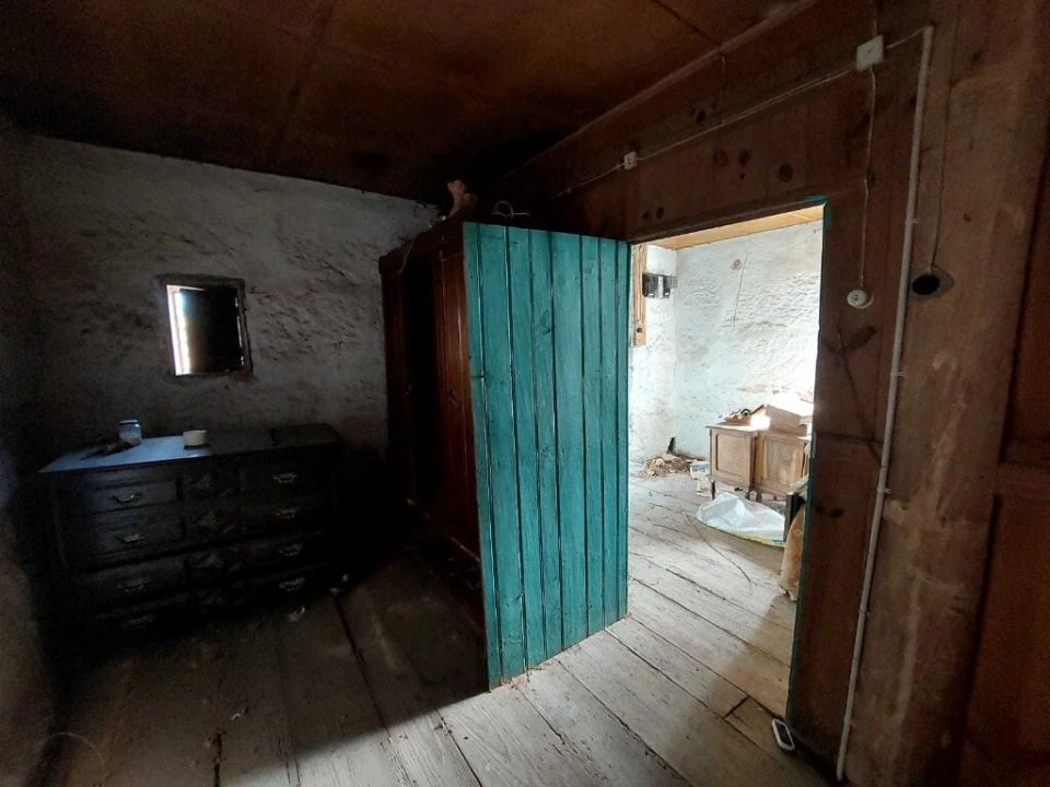 Moradia T2 para Venda em Fonte Arcada Foto 7