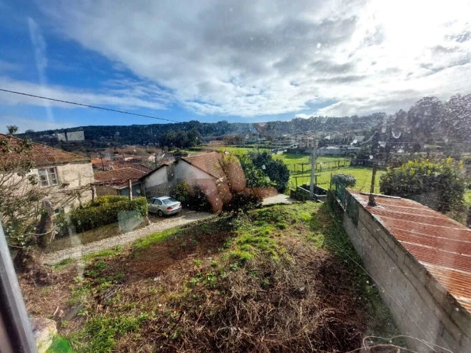 Moradia T2 para Venda em Fonte Arcada Foto 9