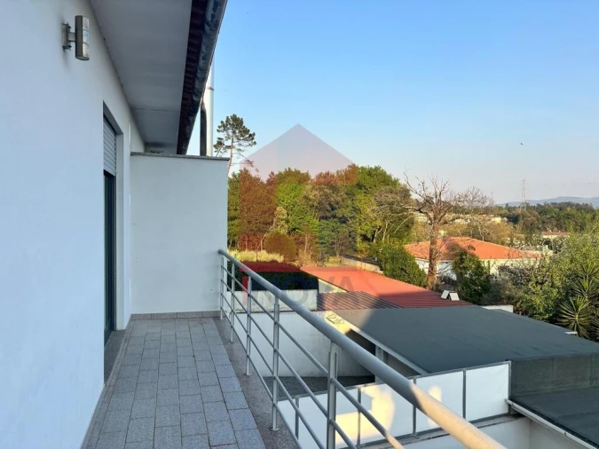 Moradia T4 para Venda em Lage Foto 23