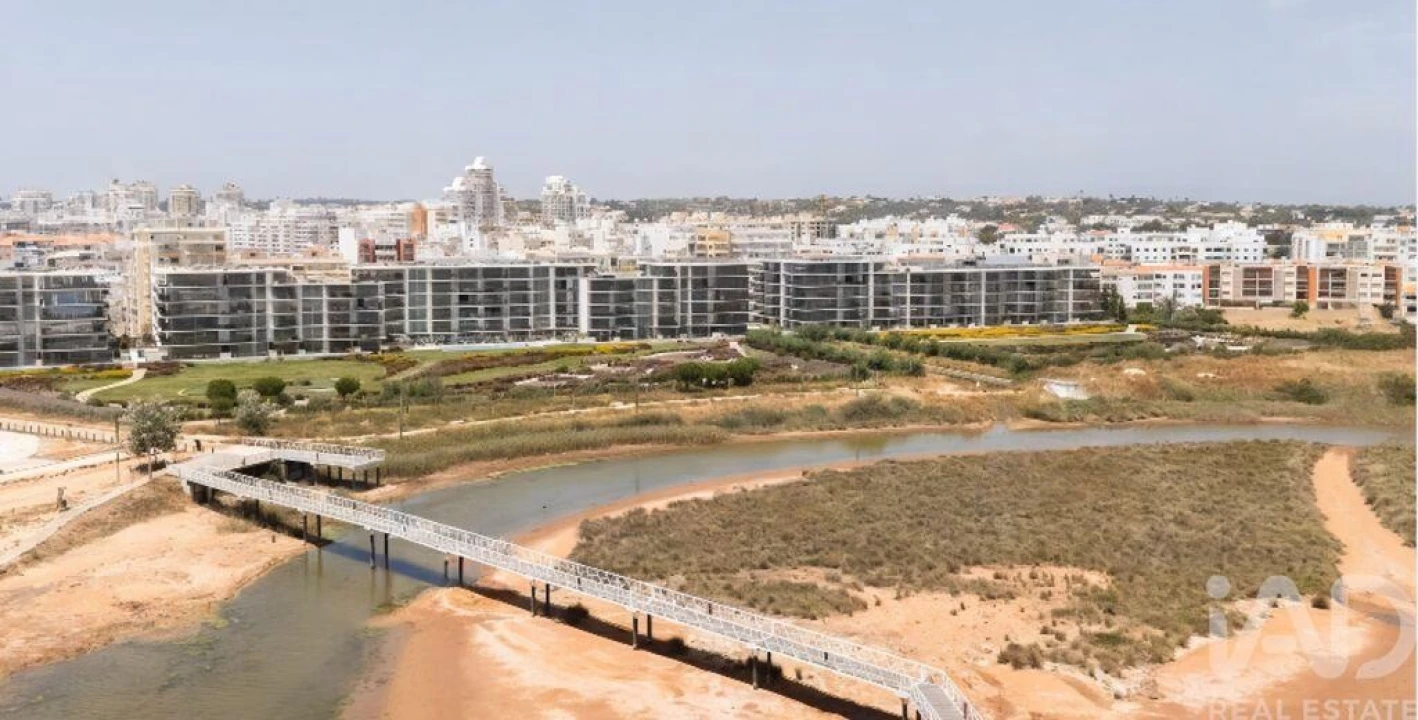 Apartamento T2 para Venda em Armação de Pera Foto 1