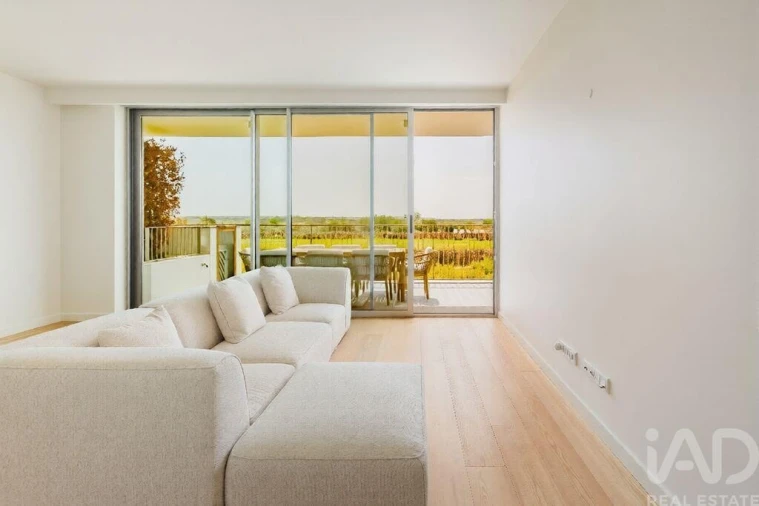 Apartamento T2 para Venda em Armação de Pera Foto 8