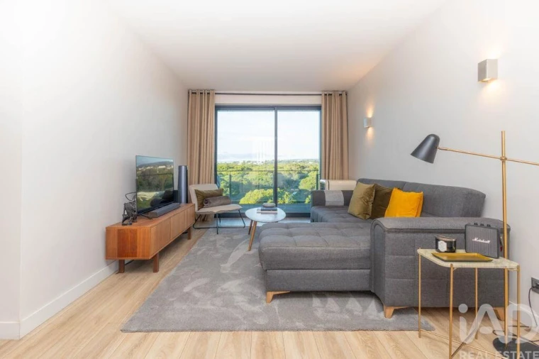 Apartamento T1 para Arrendamento em Quarteira Foto 18