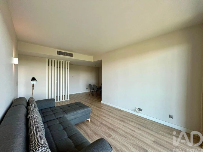 Apartamento T1 para Arrendamento em Quarteira Foto 9