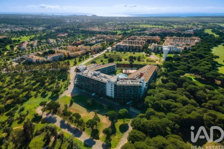 Apartamento T1 para Arrendamento em Quarteira Foto 1