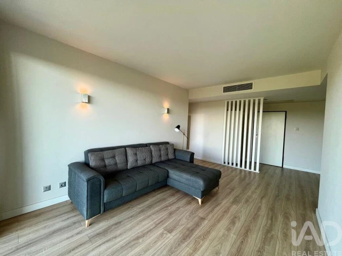 Apartamento T1 para Arrendamento em Quarteira Foto 10