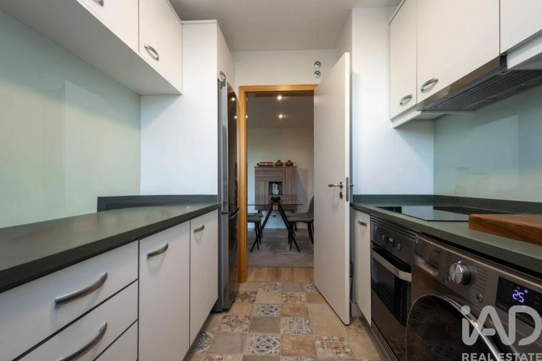 Apartamento T1 para Arrendamento em Quarteira Foto 6