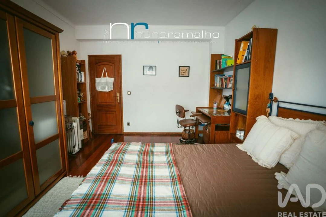 Apartamento T4 para Venda em Pinhel Foto 31