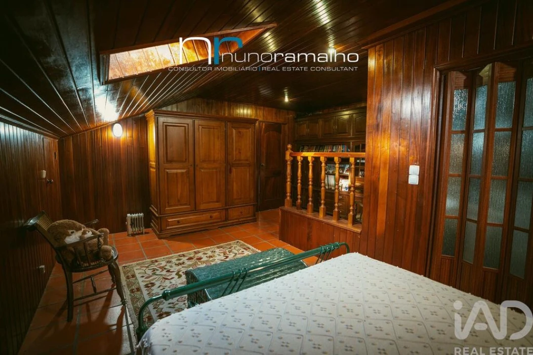 Apartamento T4 para Venda em Pinhel Foto 37