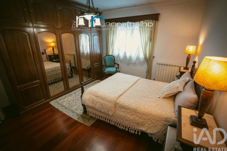 Apartamento T4 para Venda em Pinhel Foto 28