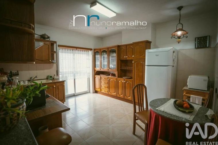 Apartamento T4 para Venda em Pinhel Foto 18