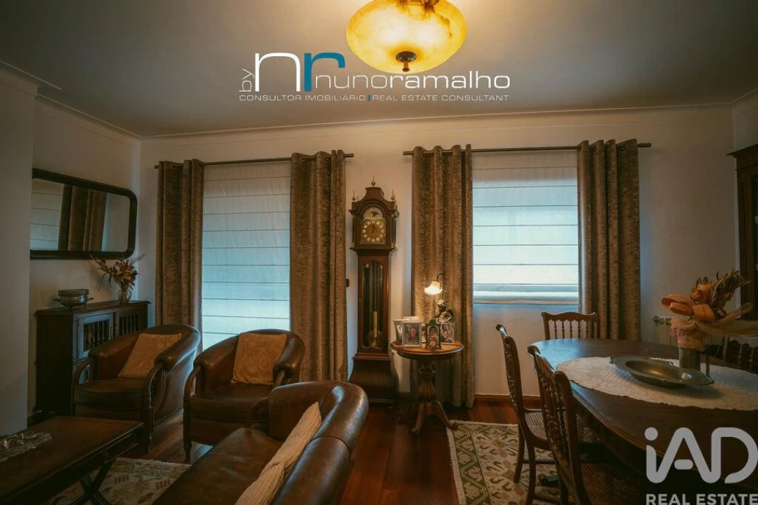 Apartamento T4 para Venda em Pinhel Foto 11