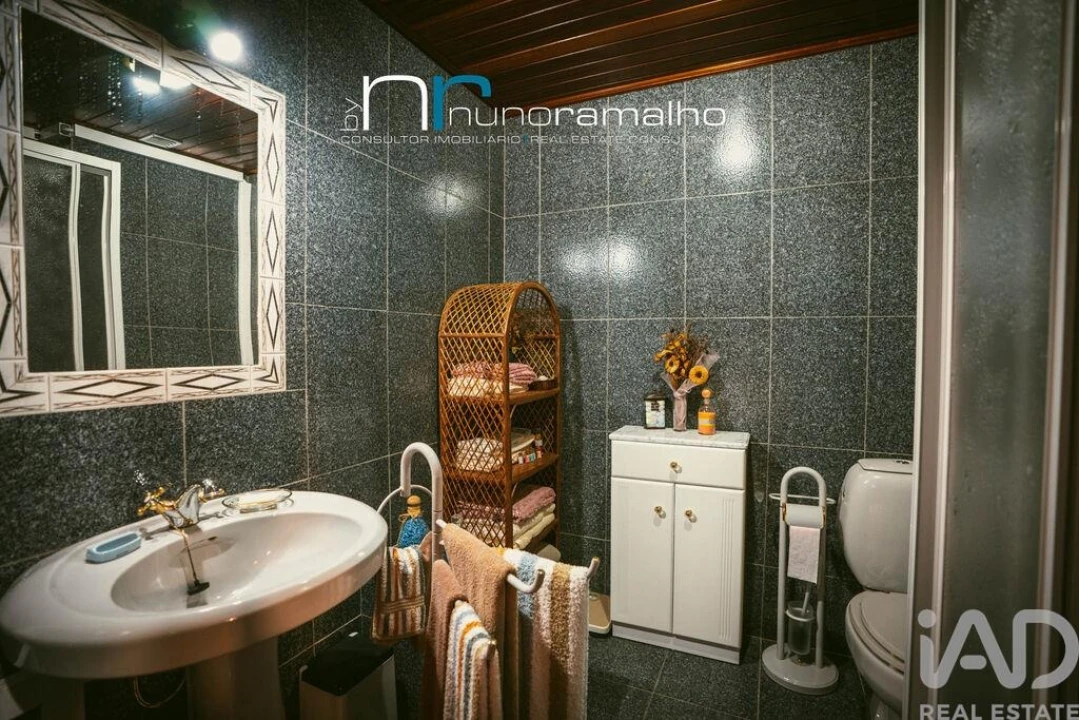 Apartamento T4 para Venda em Pinhel Foto 35