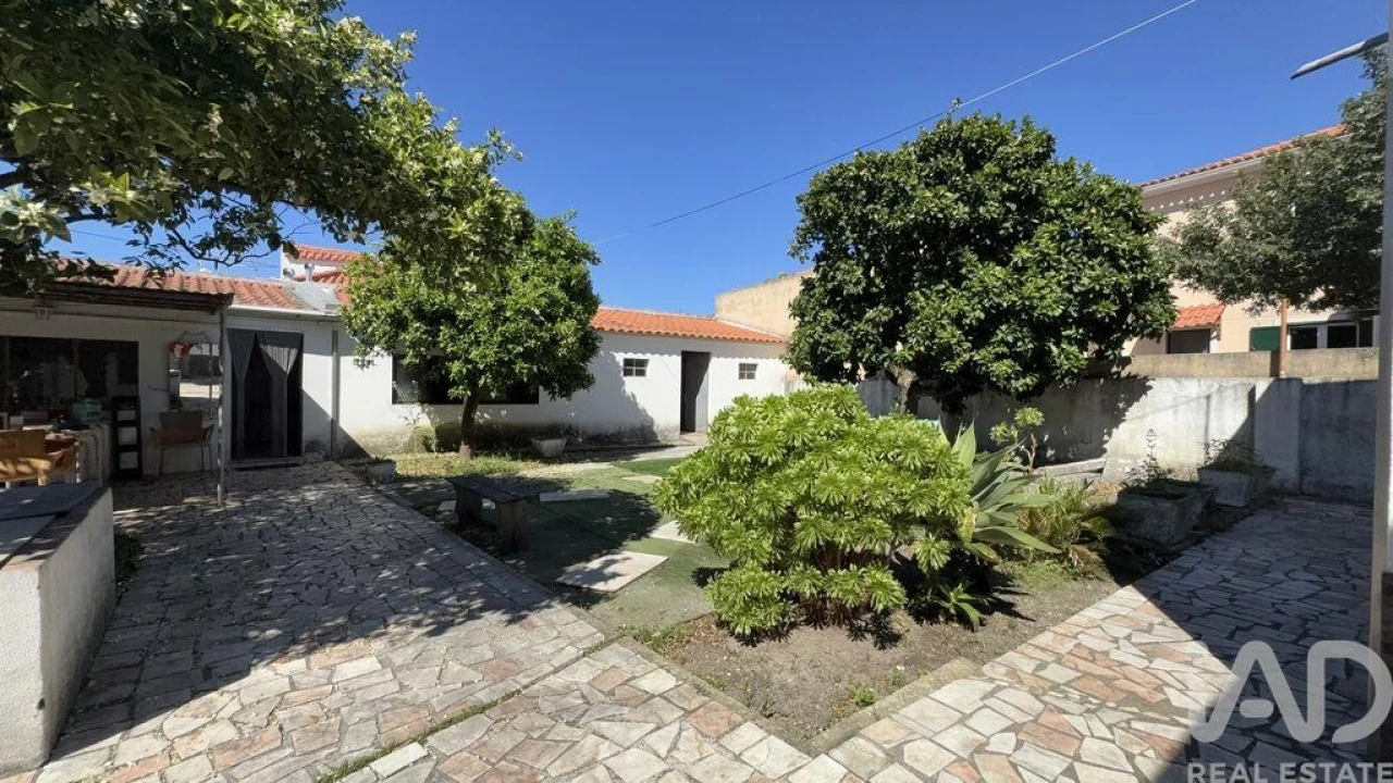 Moradia T2 para Venda em Alhos Vedros Foto 3